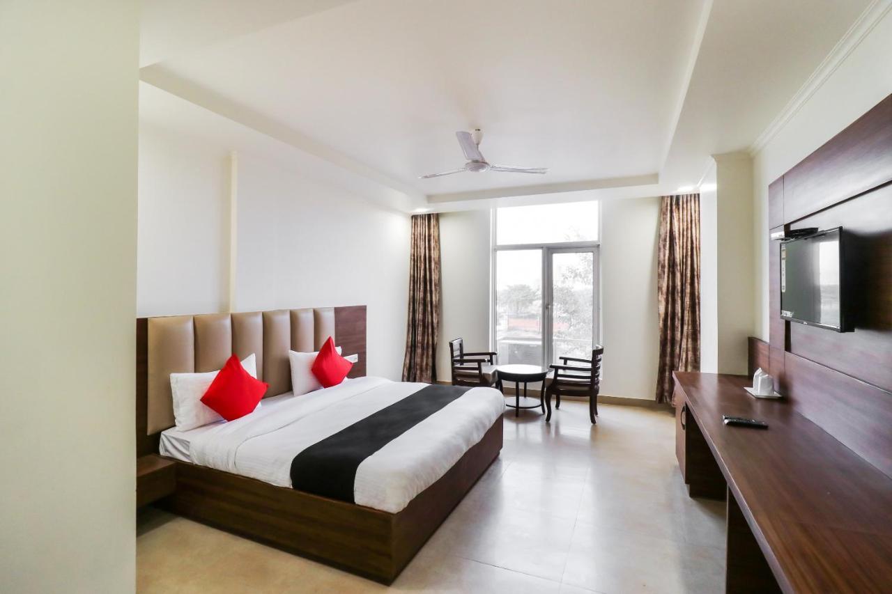 Hotel Grand 81 Faridabad Exterior photo
